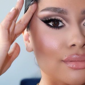 Meet your Posher, Cristal